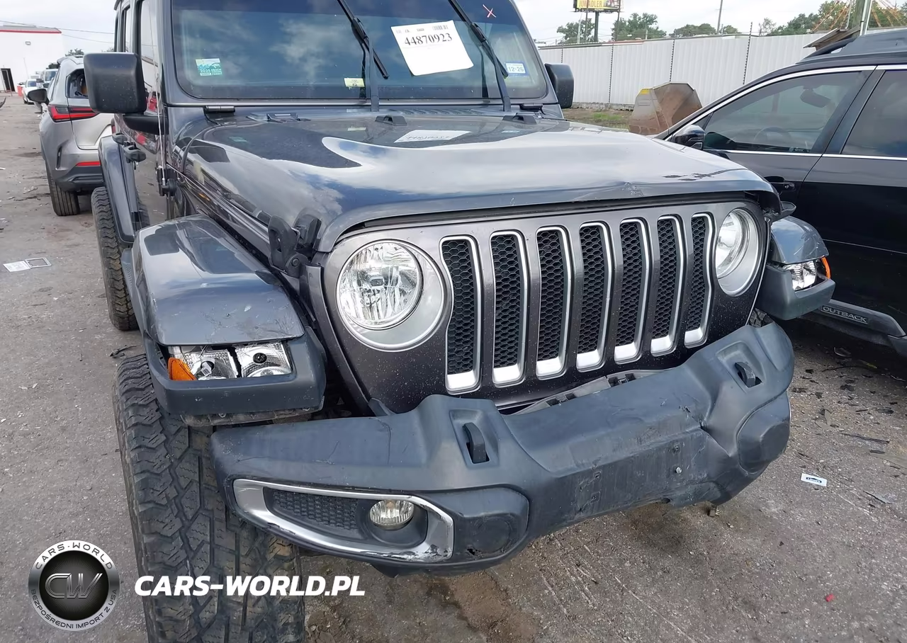2018 Jeep Wrangler Unlimited Sahara 4X4 VIN:1C4HJXEGXJW125858 - 6