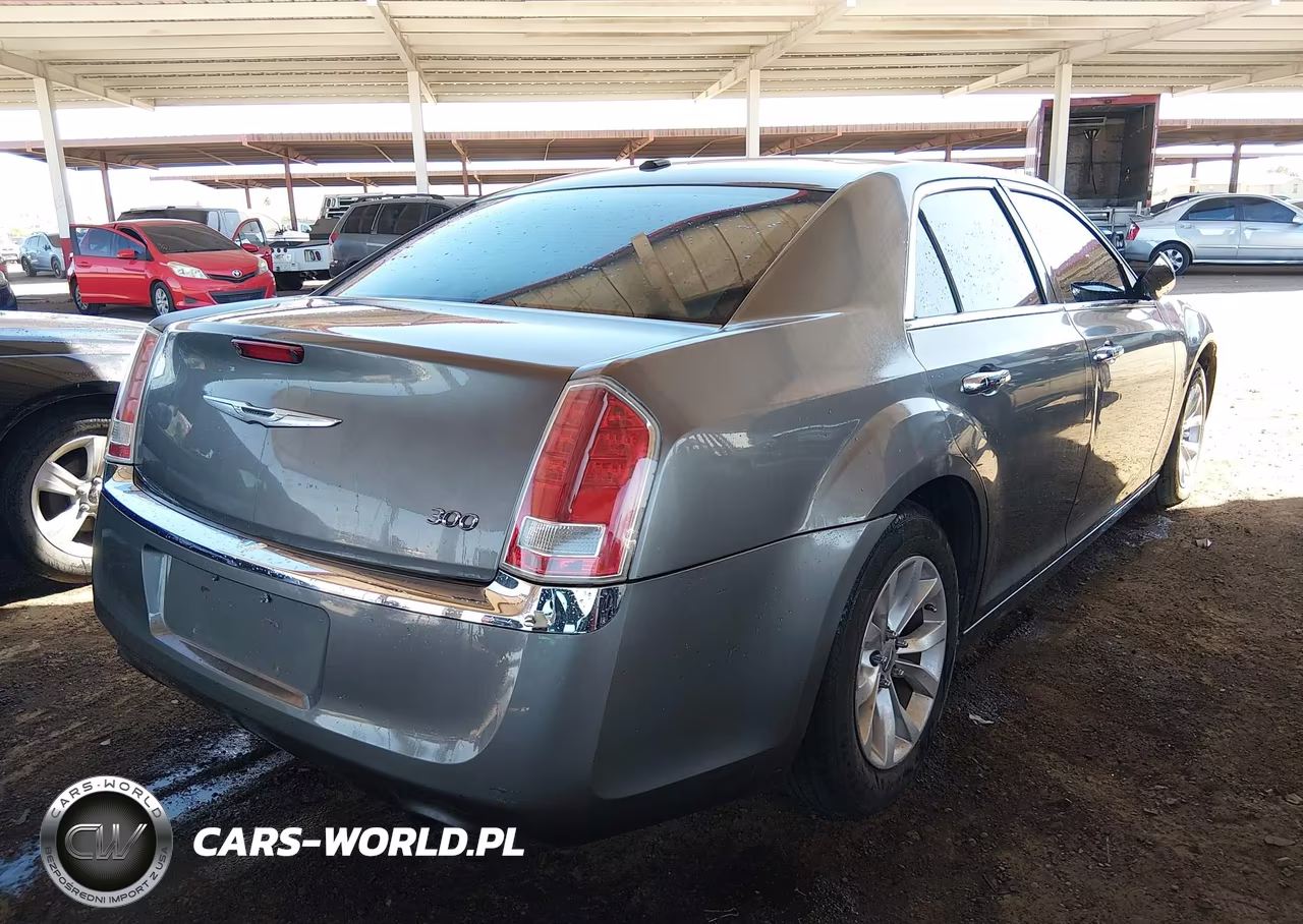 2012 Chrysler 300 Limited VIN:2C3CCACG0CH224246 - 4