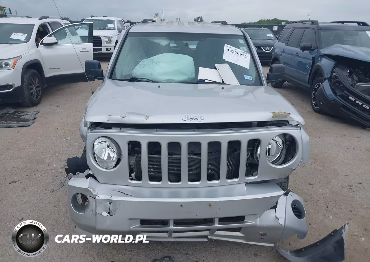 2010 Jeep Patriot Sport VIN:1J4NF2GB4AD537689 - 12