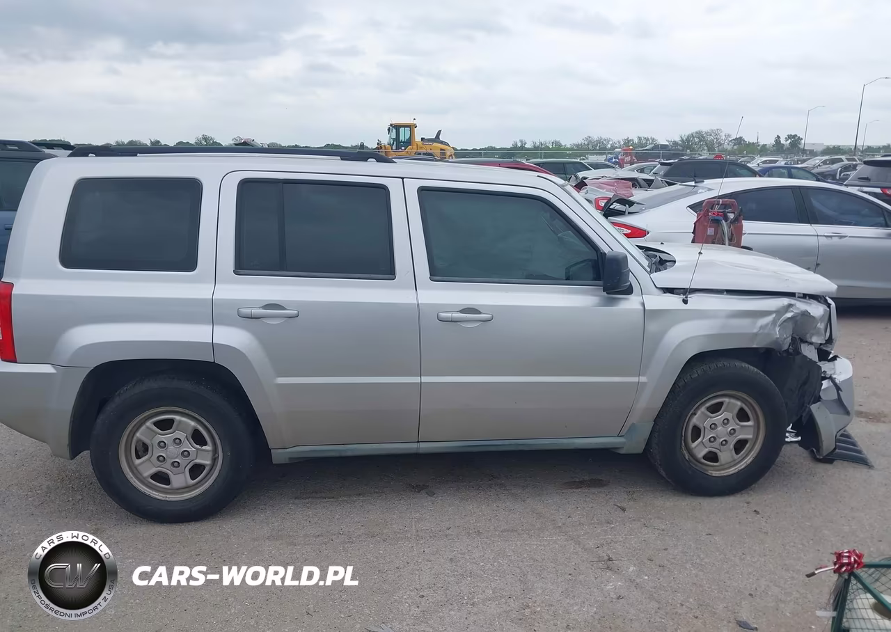 2010 Jeep Patriot Sport VIN:1J4NF2GB4AD537689 - 13