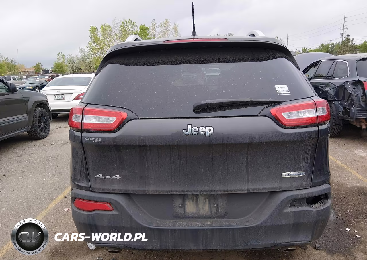 2014 Jeep Cherokee Latitude VIN:1C4PJMCS2EW260534 - 16