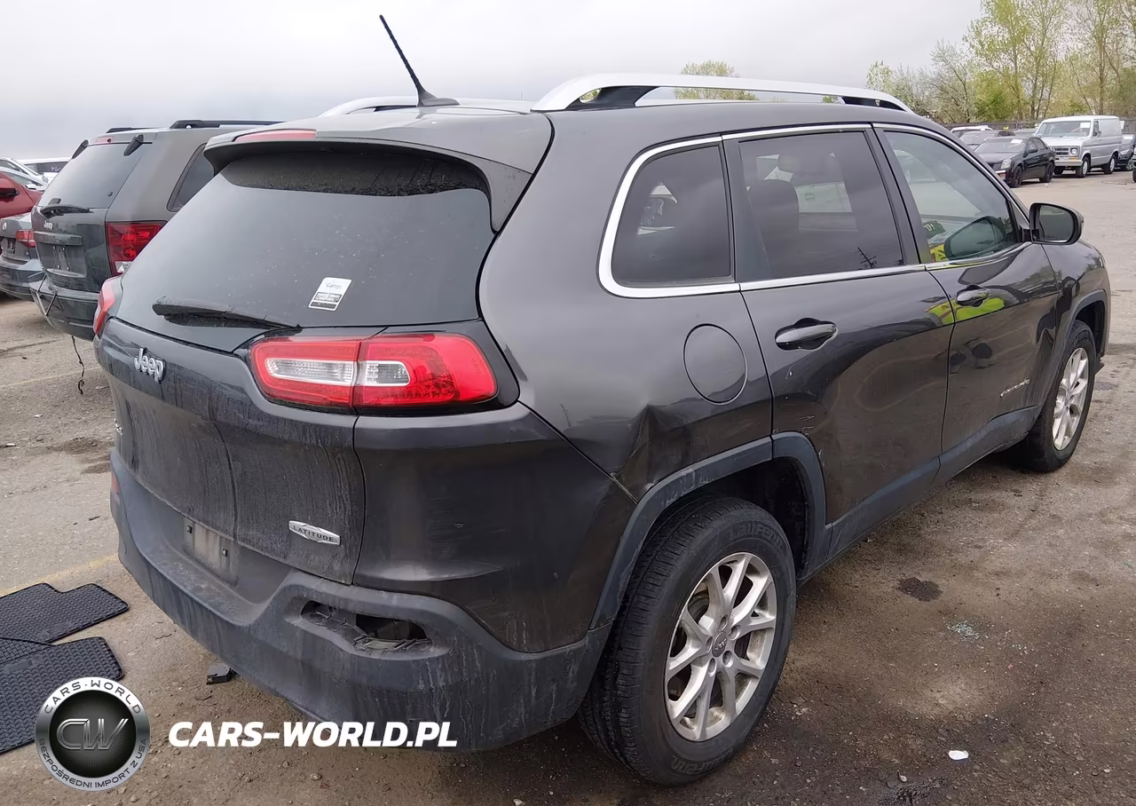 2014 Jeep Cherokee Latitude VIN:1C4PJMCS2EW260534 - 4
