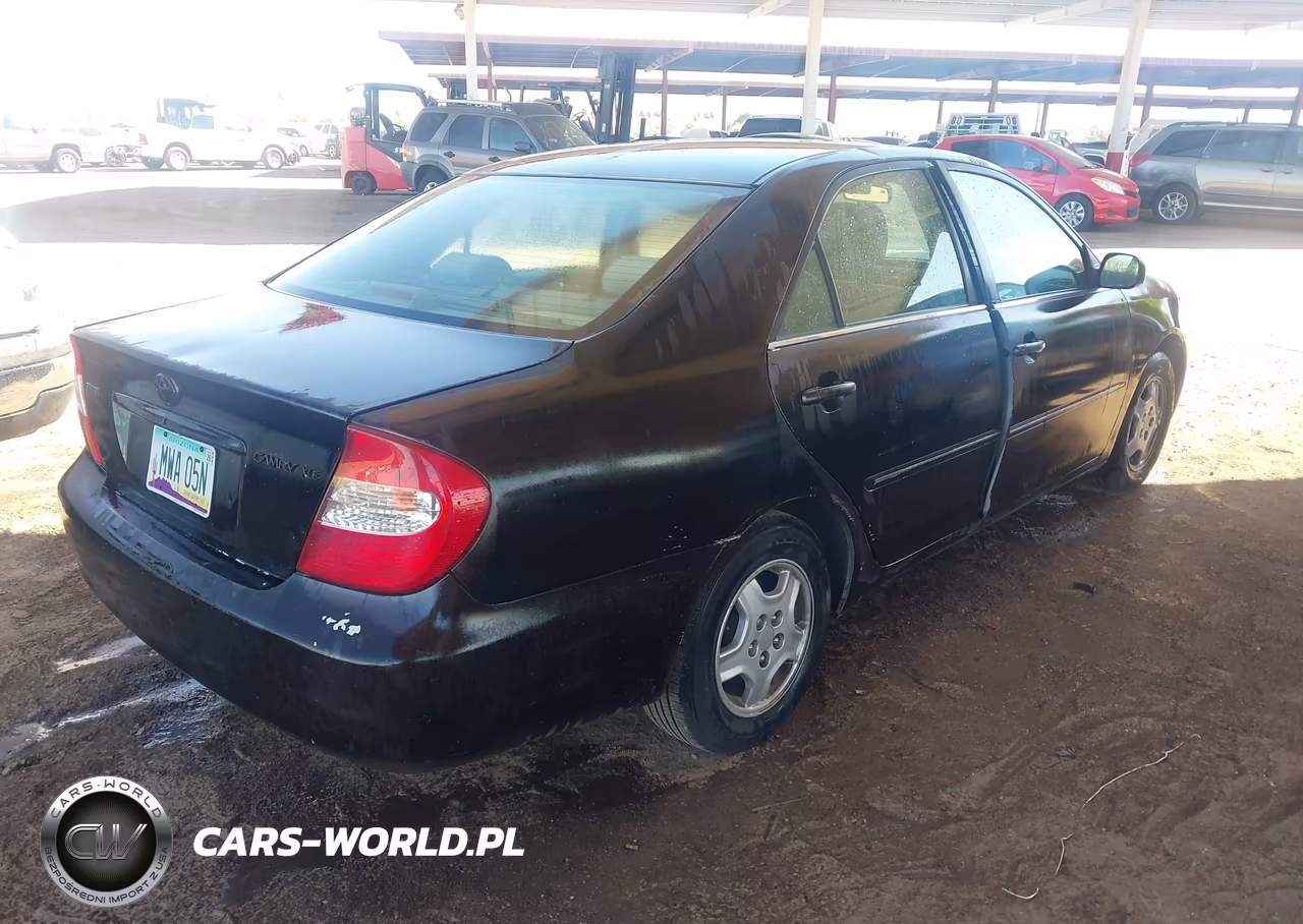 2002 Toyota Camry Xle VIN:4T1BE32K32U114091 - 4