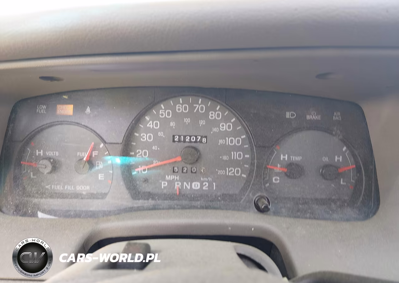 2000 Mercury Grand Marquis Gs VIN:2MEFM74W4YX745139 - 7