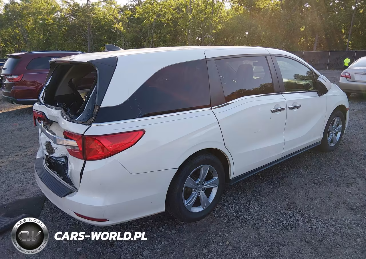 2018 Honda Odyssey Ex-L VIN:5FNRL6H76JB009937 - 4
