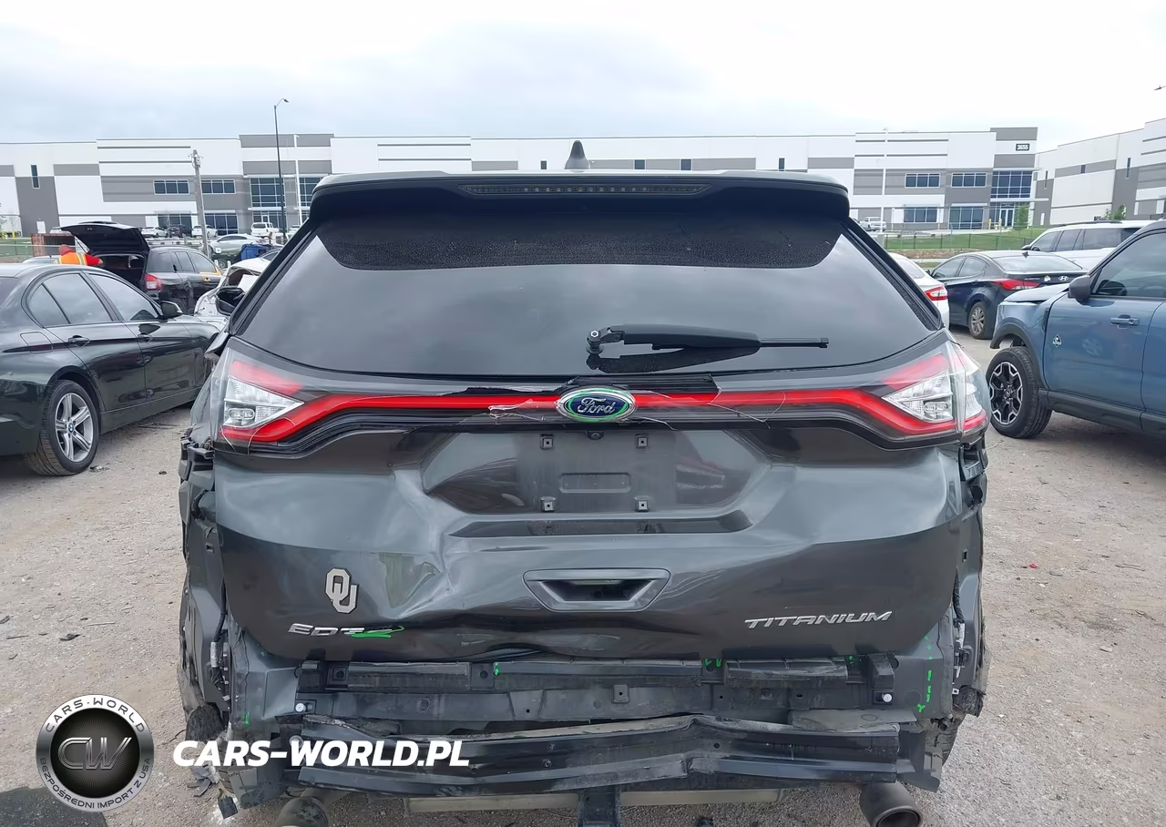 2018 Ford Edge Titanium VIN:2FMPK3K87JBC11754 - 16