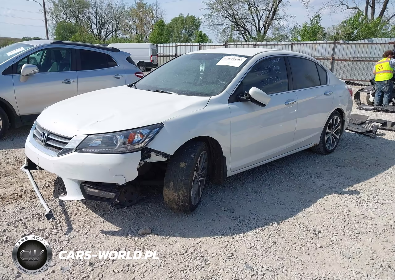 2015 Honda Accord Sport VIN:1HGCR2F51FA070743 - 2