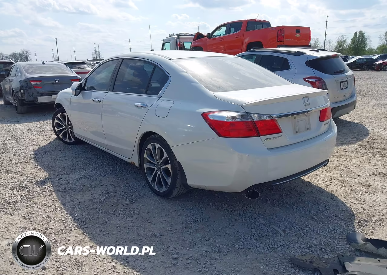 2015 Honda Accord Sport VIN:1HGCR2F51FA070743 - 3