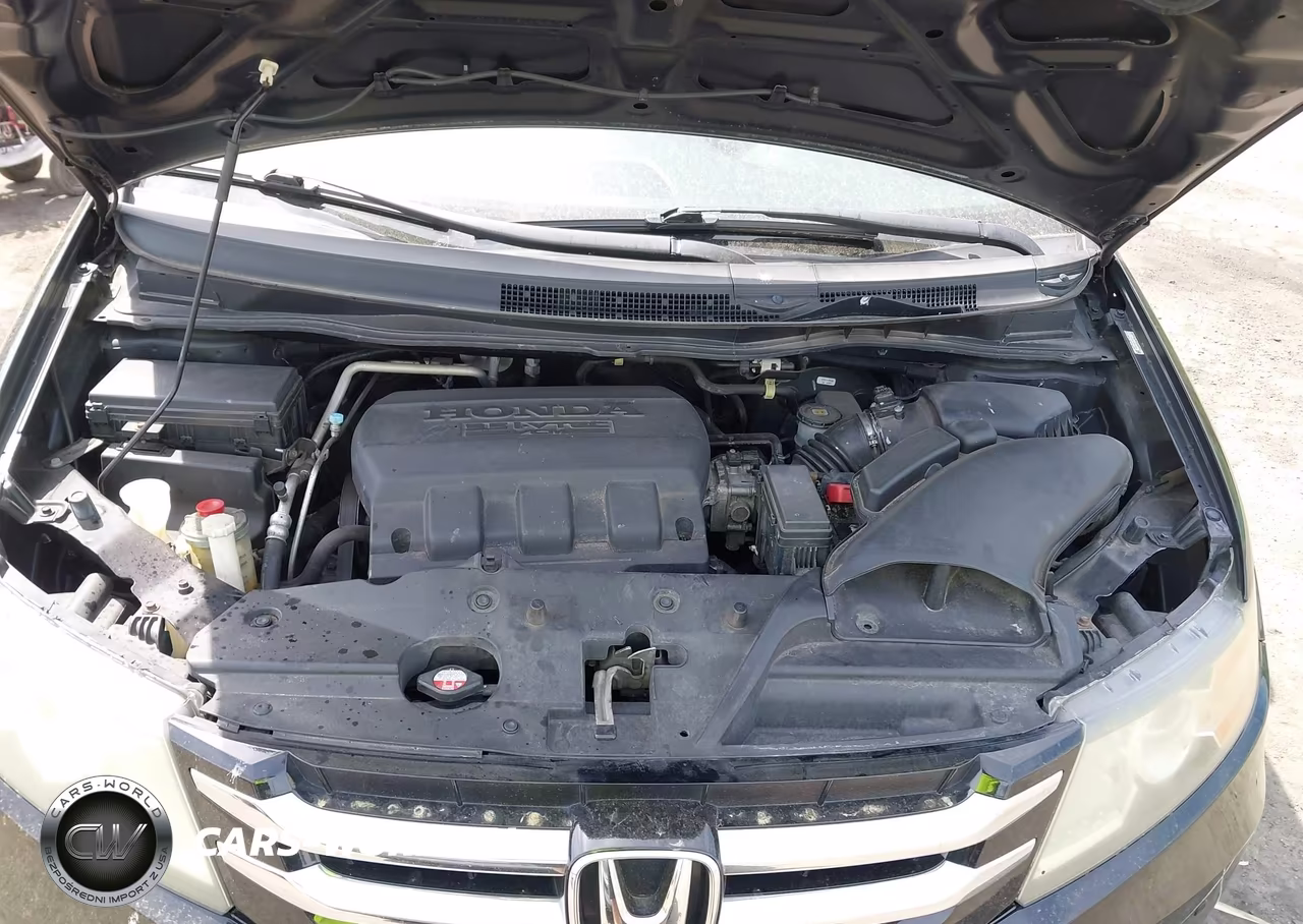 2015 Honda Odyssey Touring-Touring Elite VIN:5FNRL5H95FB014968 - 10