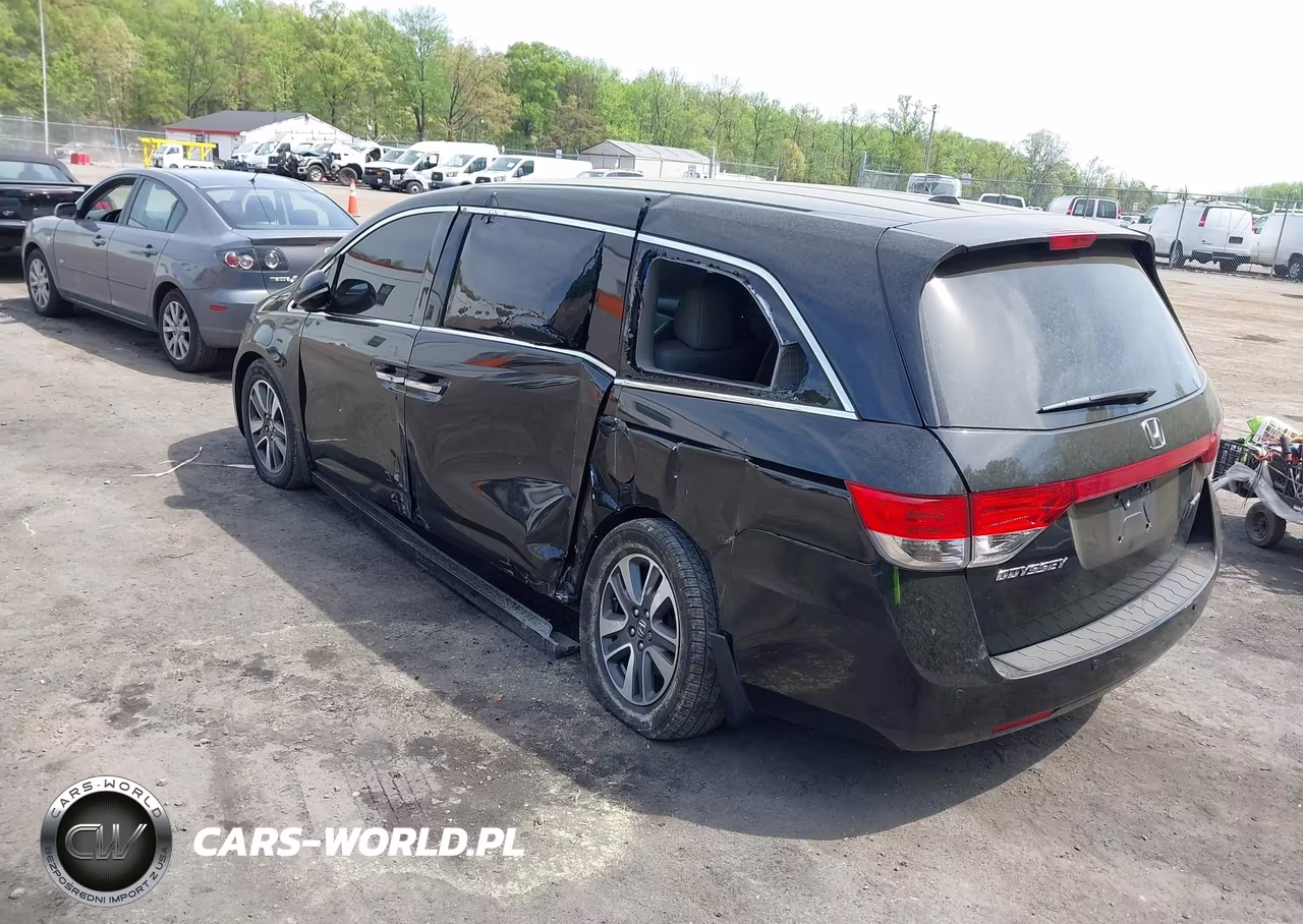 2015 Honda Odyssey Touring-Touring Elite VIN:5FNRL5H95FB014968 - 3