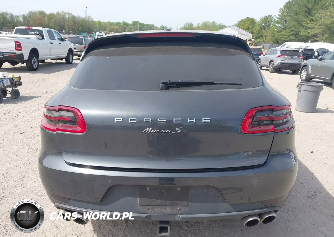 2017 Porsche Macan S VIN:WP1AB2A56HLB14307 - 16