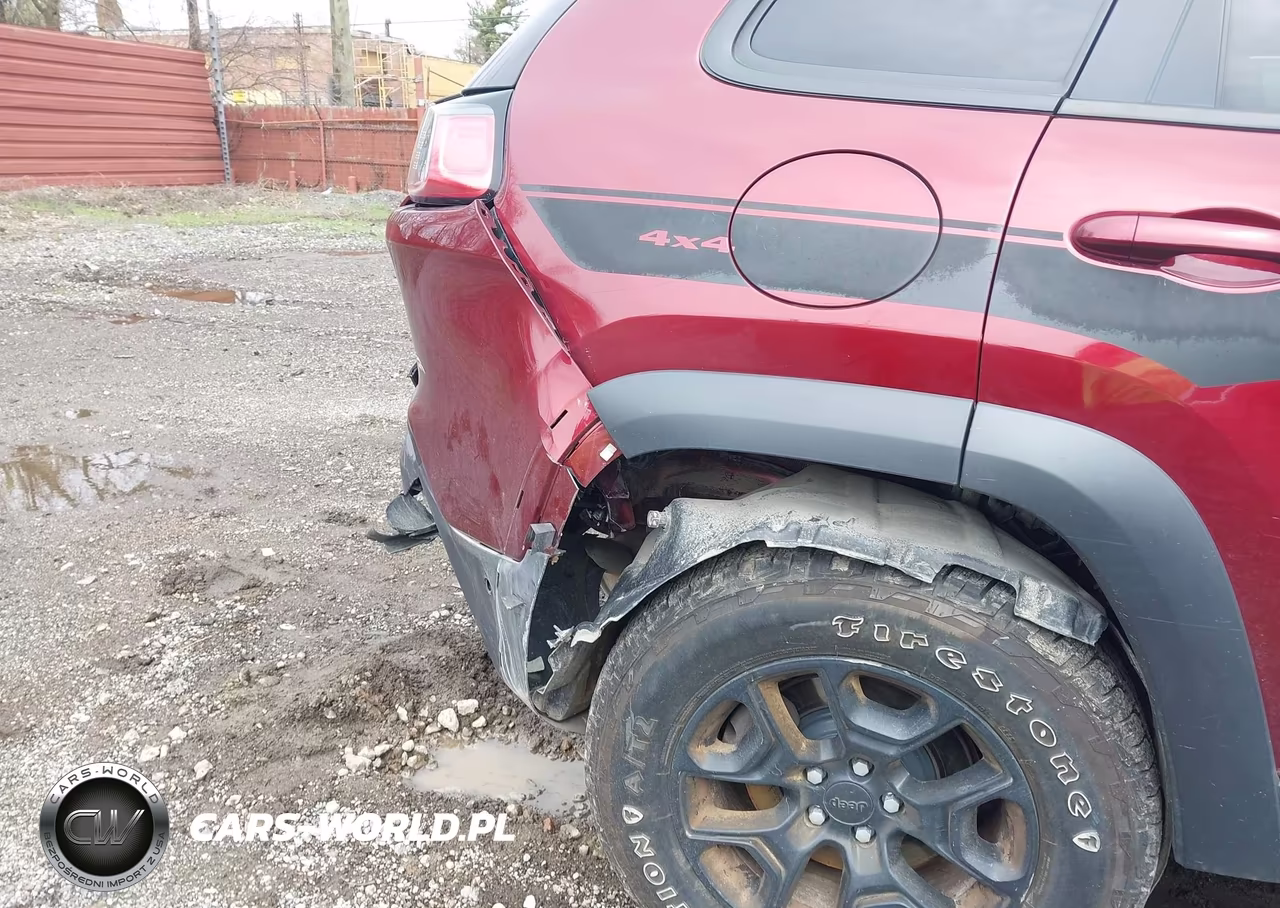 2019 Jeep Cherokee Trailhawk Elite 4X4 VIN:1C4PJMBX5KD139534 - 6