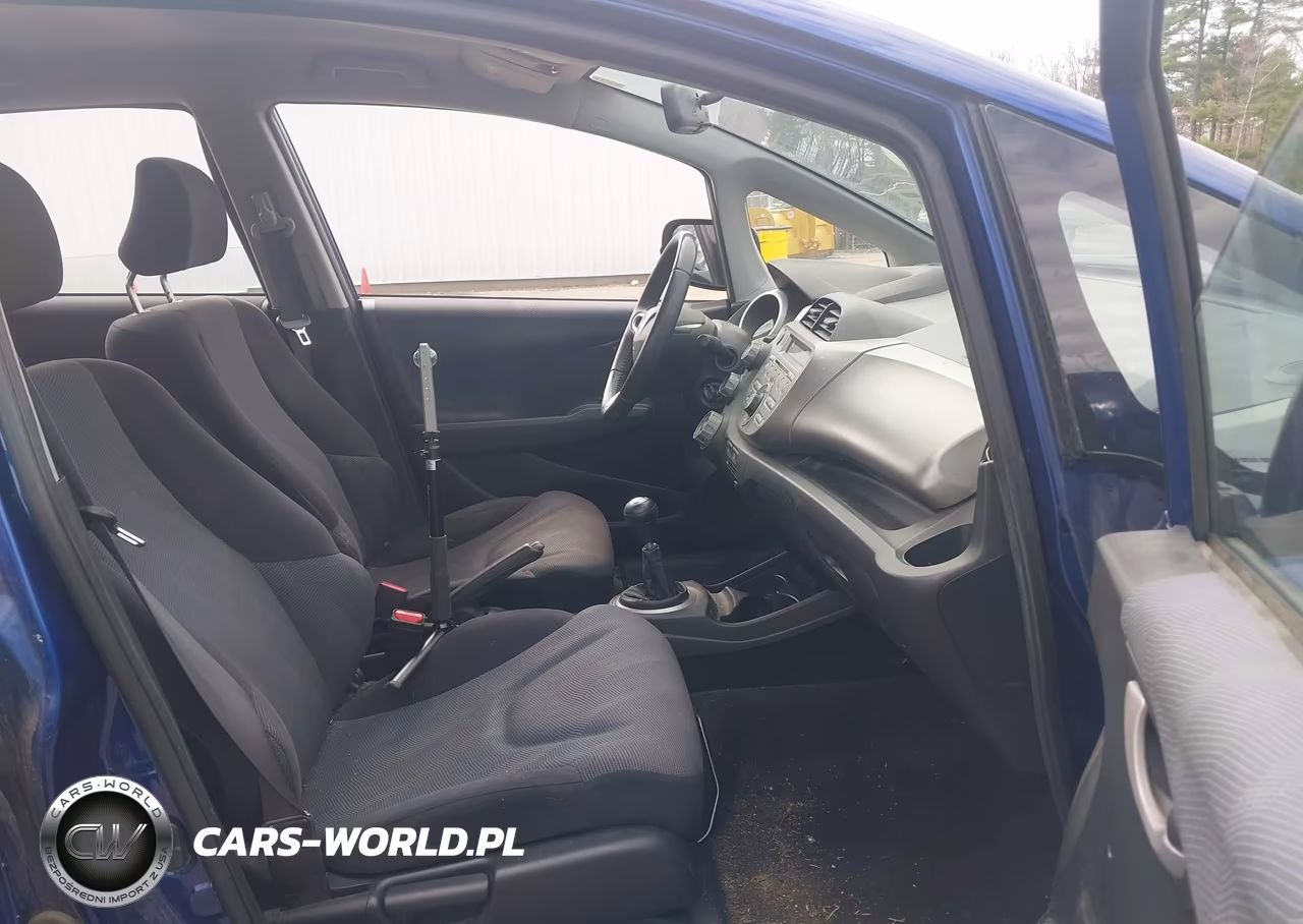 2010 Honda Fit Sport VIN:JHMGE8G41AC008078 - 5