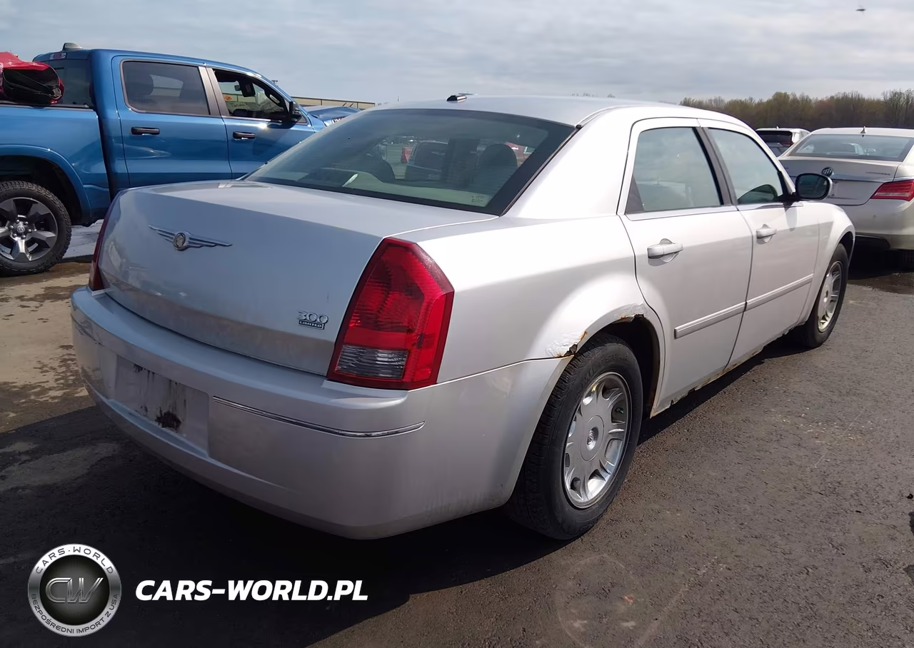 2006 Chrysler 300 Touring VIN:2C3KA53G36H529463 - 4