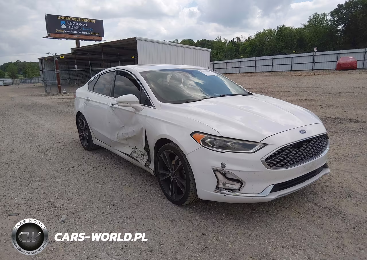 2020 Ford Fusion Titanium – zdjęcie 1 z 21