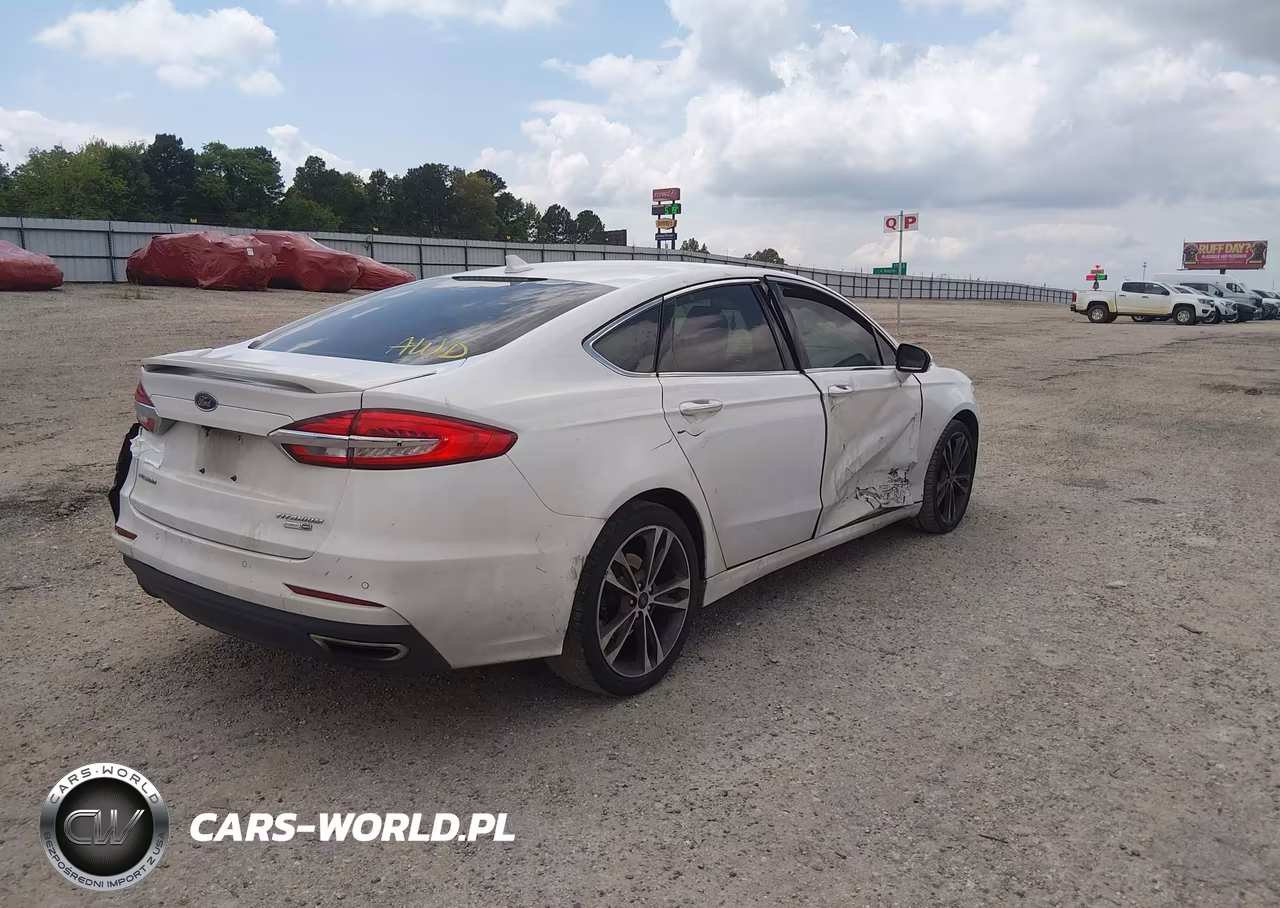 2020 Ford Fusion Titanium VIN:3FA6P0D96LR193506 - 4