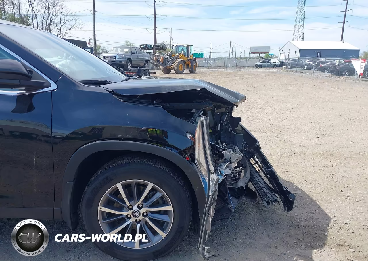 2019 Toyota Highlander Se-Xle VIN:5TDJZRFH8KS586555 - 18