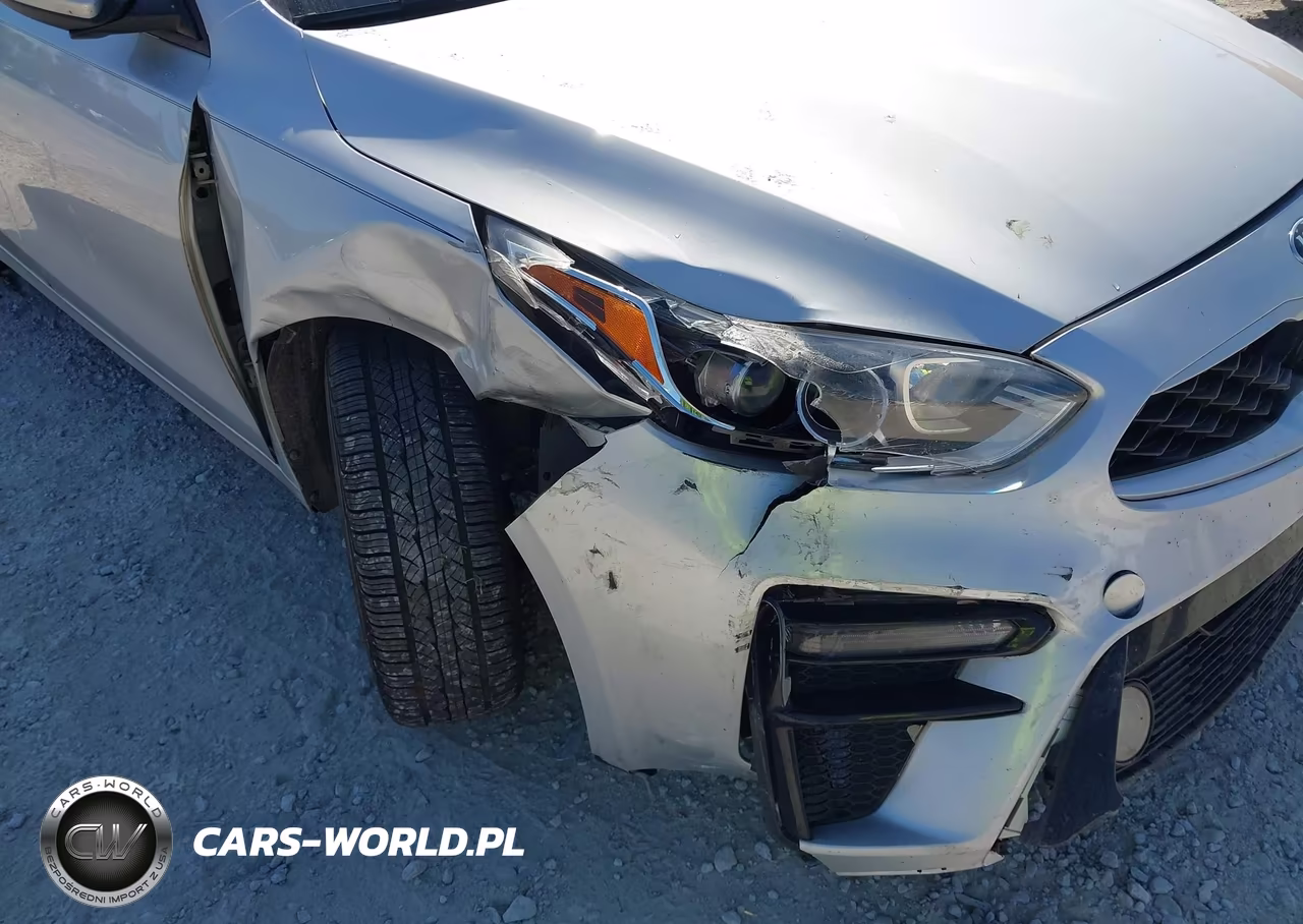 2020 Kia Forte Lxs VIN:3KPF24AD6LE214497 - 6