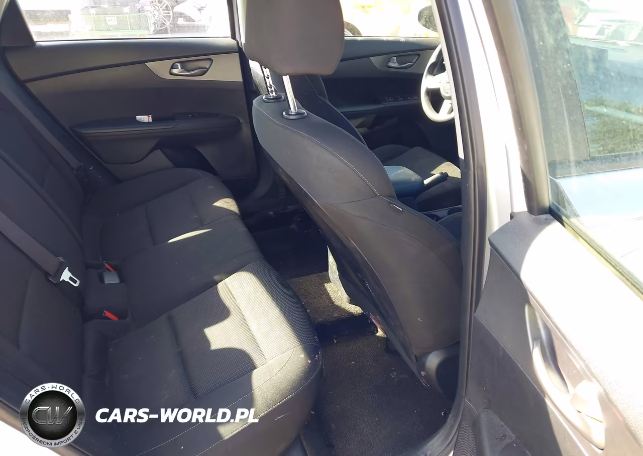 2020 Kia Forte Lxs VIN:3KPF24AD6LE214497 - 8