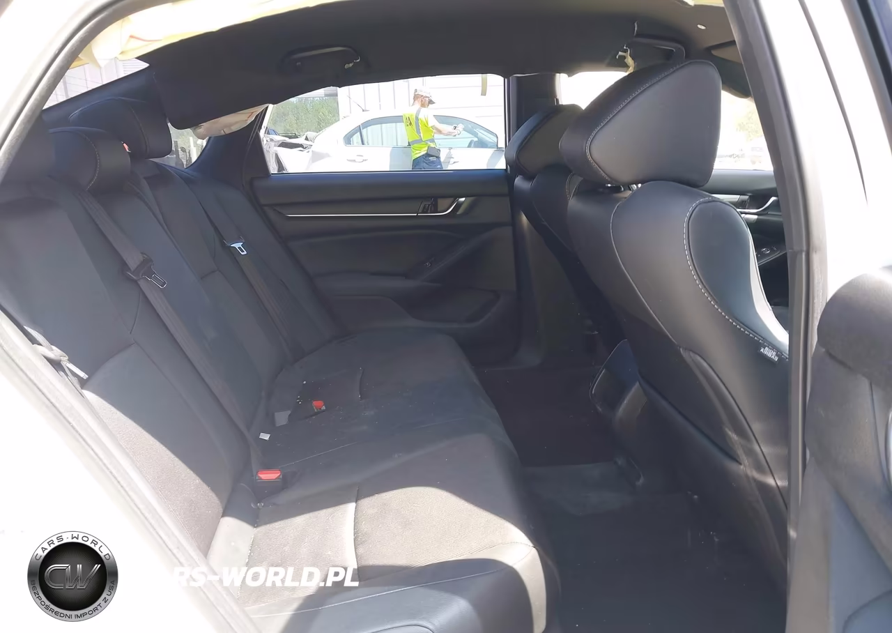 2019 Honda Accord Sport VIN:1HGCV1F33KA161933 - 8