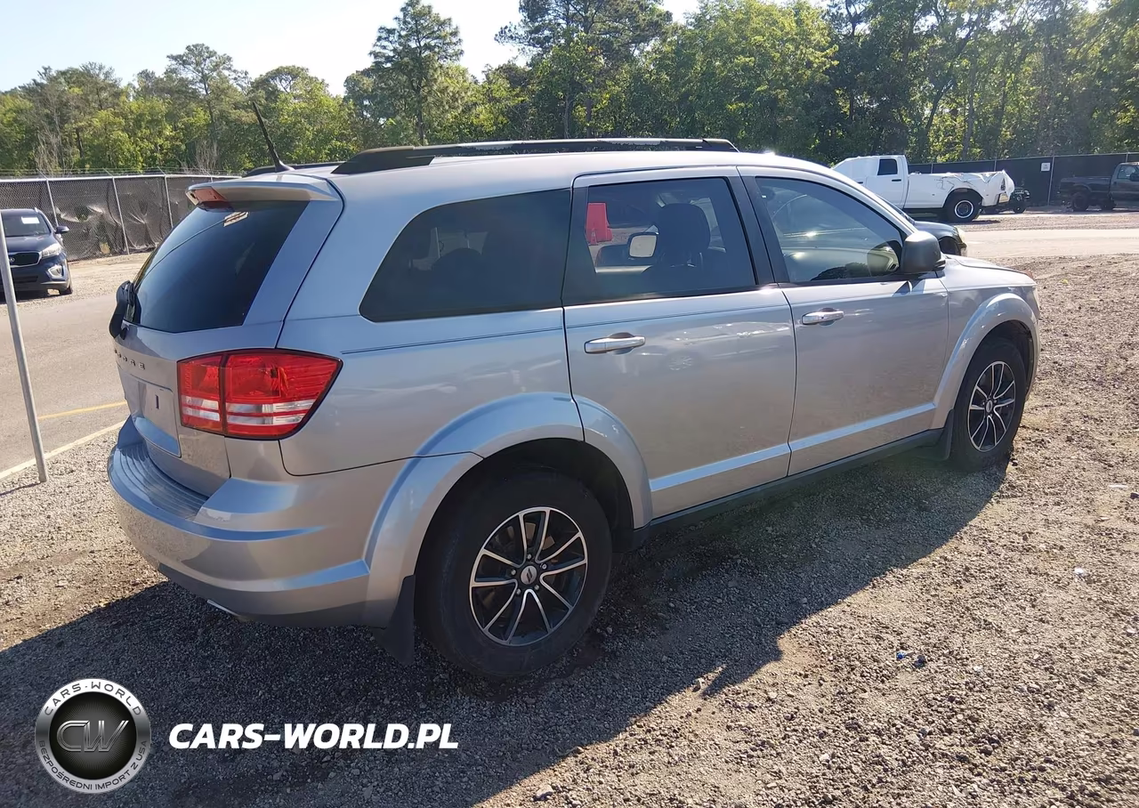 2018 Dodge Journey Se VIN:3C4PDCABXJT509599 - 4