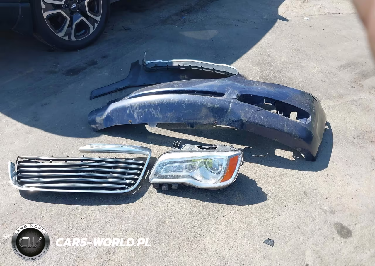 2014 Chrysler 300 VIN:2C3CCAAG2EH184743 - 12