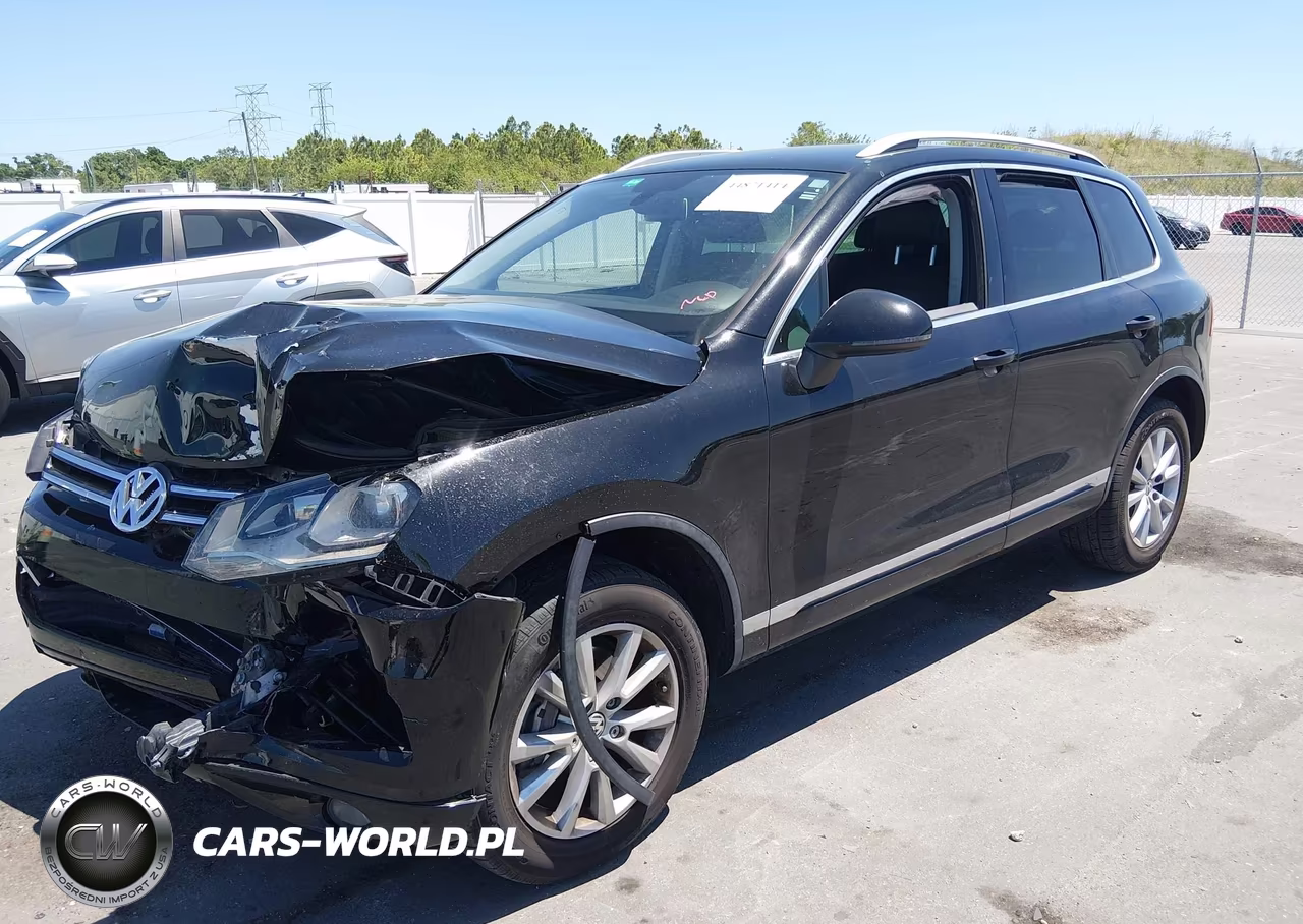 2014 Volkswagen Touareg 3.6L Sport VIN:WVGEF9BP2ED001133 - 2