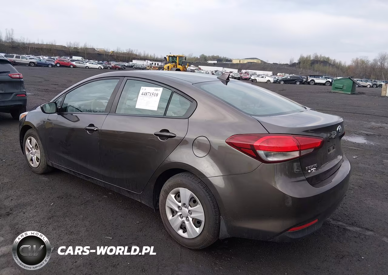 2017 Kia Forte Lx VIN:3KPFL4A74HE035695 - 3