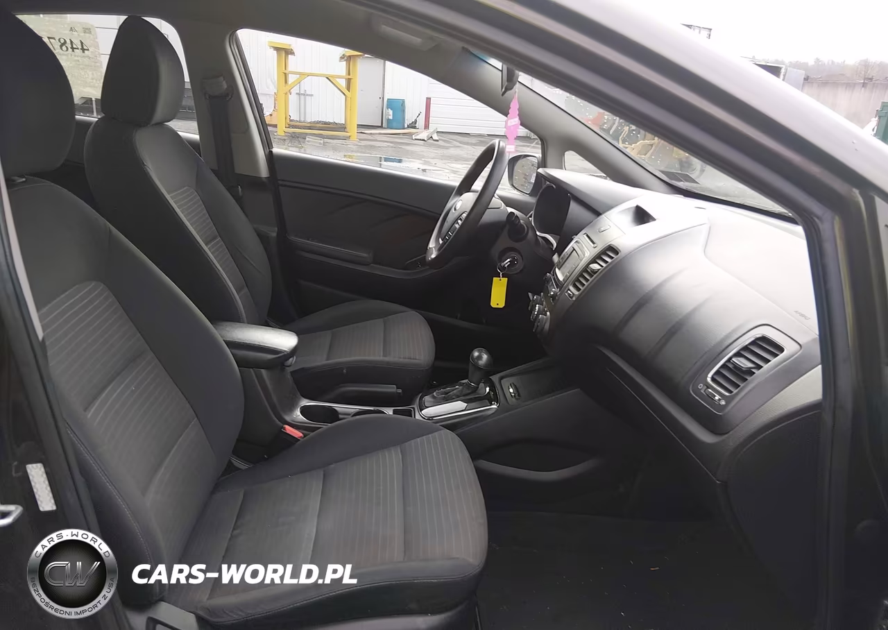 2017 Kia Forte Lx VIN:3KPFL4A74HE035695 - 5