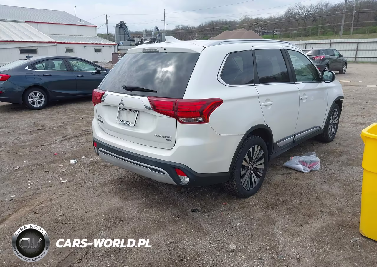 2019 Mitsubishi Outlander Sel VIN:JA4AD3A36KZ052731 - 4