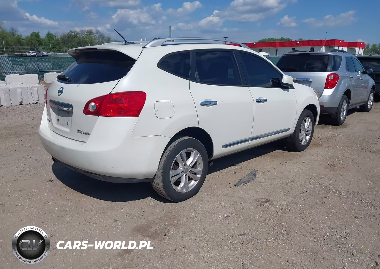 2012 Nissan Rogue Sv VIN:JN8AS5MV6CW367850 - 4