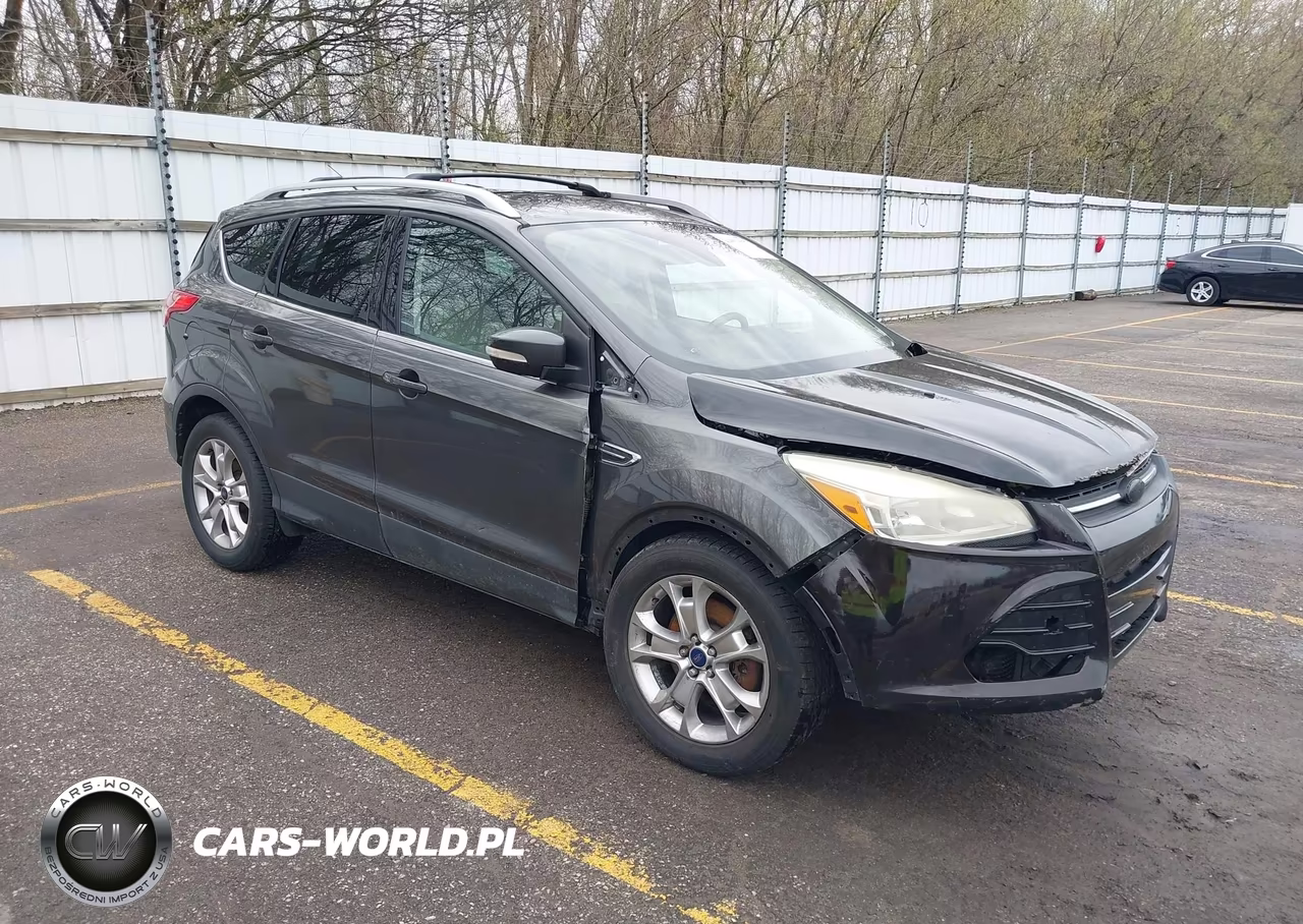 2015 Ford Escape Titanium – zdjęcie 1 z 17