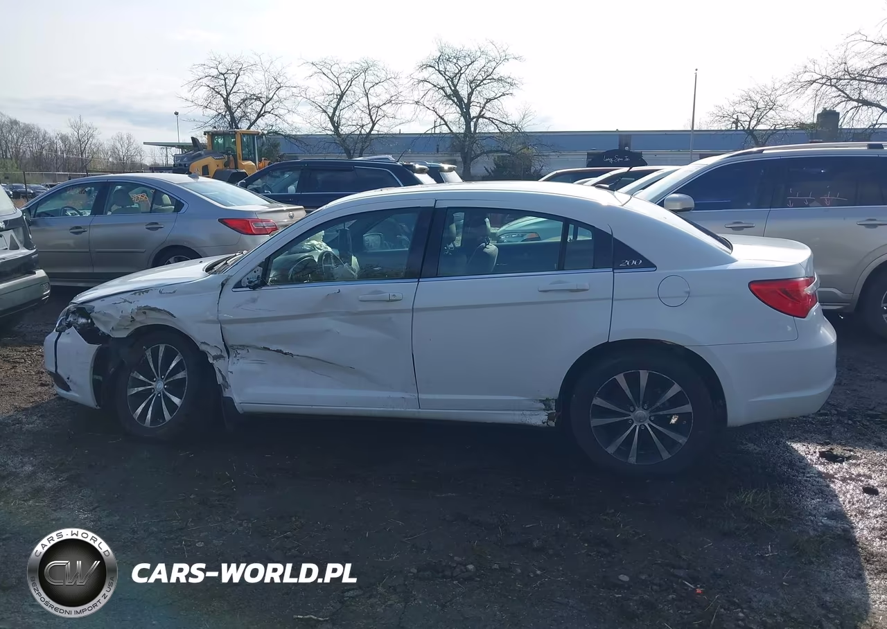 2012 Chrysler 200 Touring VIN:1C3CCBBG8CN257445 - 14