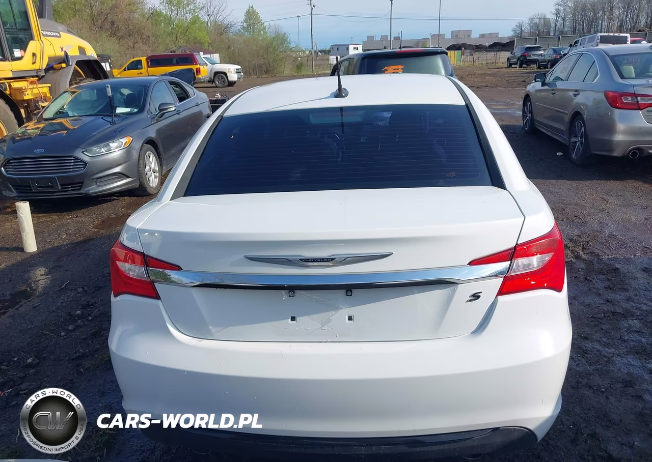 2012 Chrysler 200 Touring VIN:1C3CCBBG8CN257445 - 16