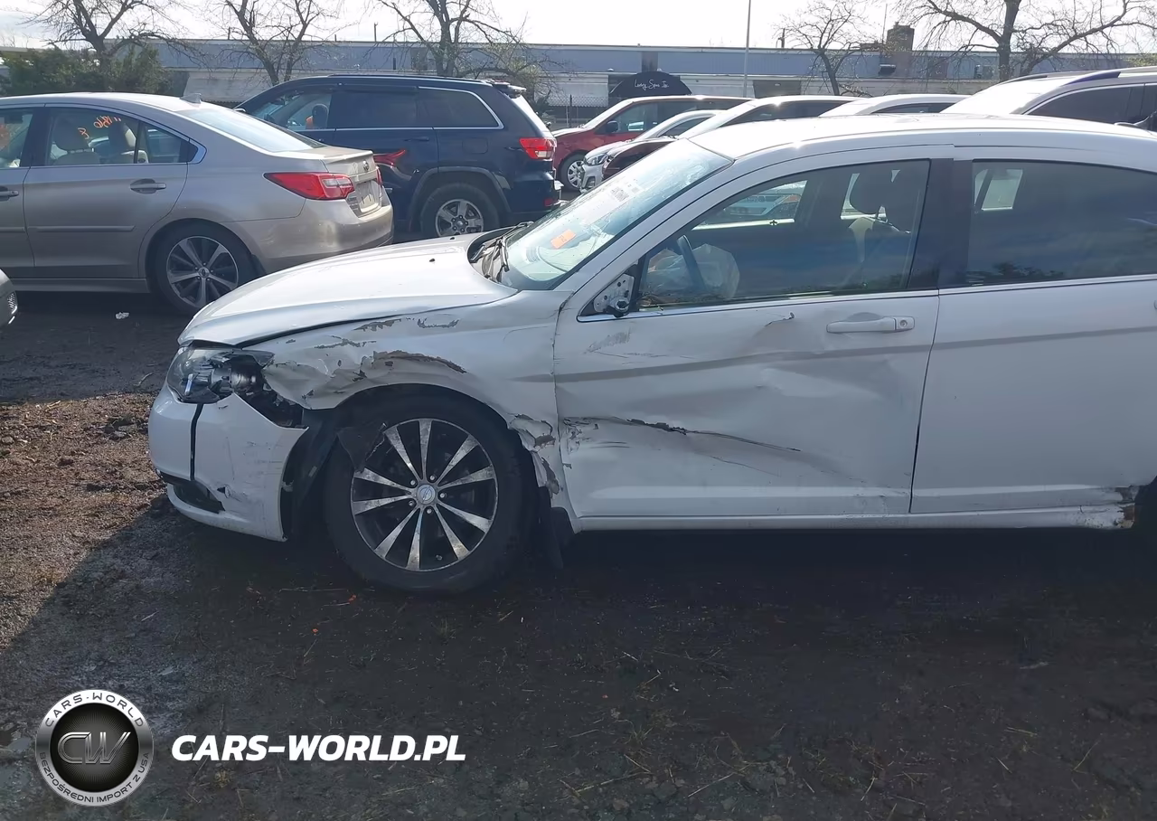 2012 Chrysler 200 Touring VIN:1C3CCBBG8CN257445 - 6