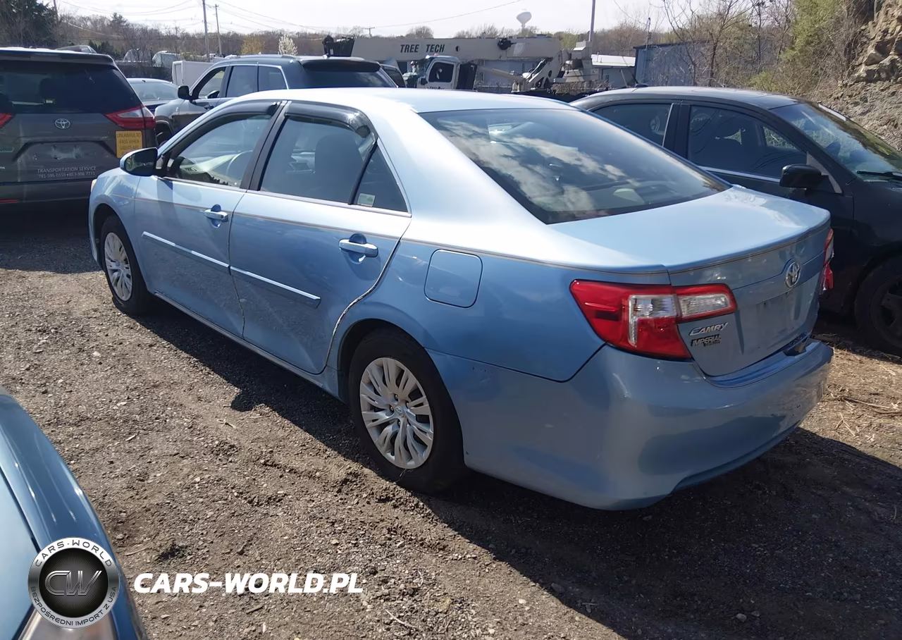 2012 Toyota Camry Le VIN:4T1BF1FK7CU550164 - 3