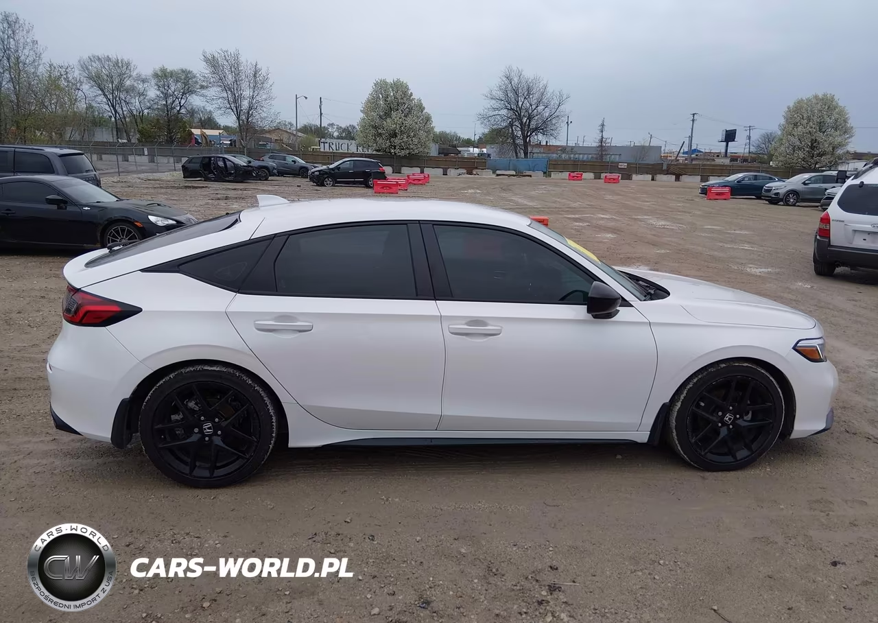 2025 Honda Civic Sedan Sport VIN:19XFL2H83SE026352 - 13