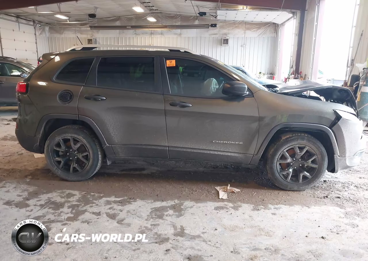 2015 Jeep Cherokee Sport VIN:1C4PJMAS0FW735330 - 13