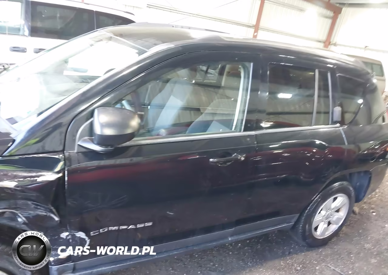 2015 Jeep Compass Sport VIN:1C4NJCBA6FD143823 - 14