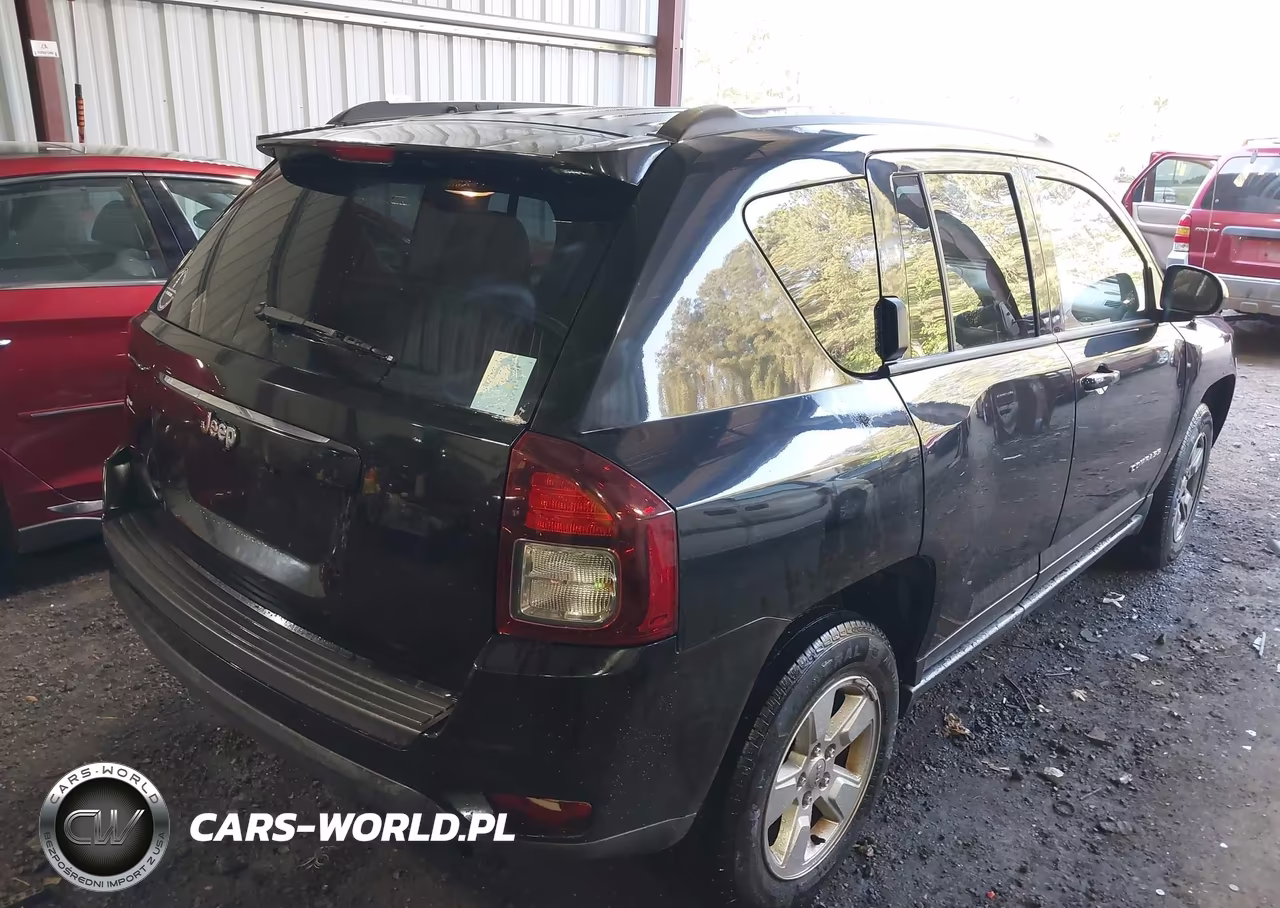 2015 Jeep Compass Sport VIN:1C4NJCBA6FD143823 - 4