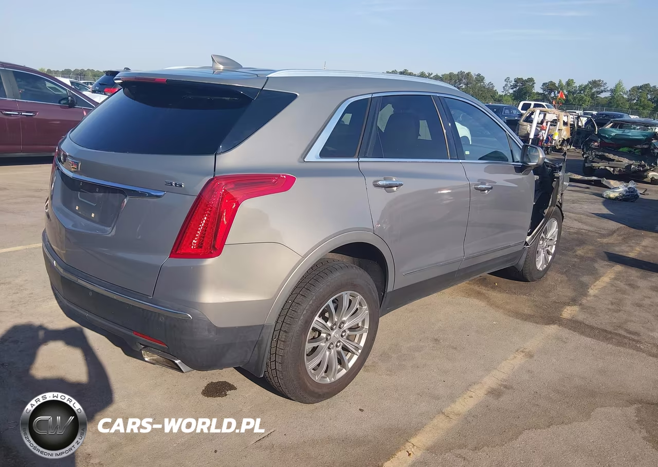 2018 Cadillac Xt5 Luxury VIN:1GYKNCRSXJZ191823 - 4
