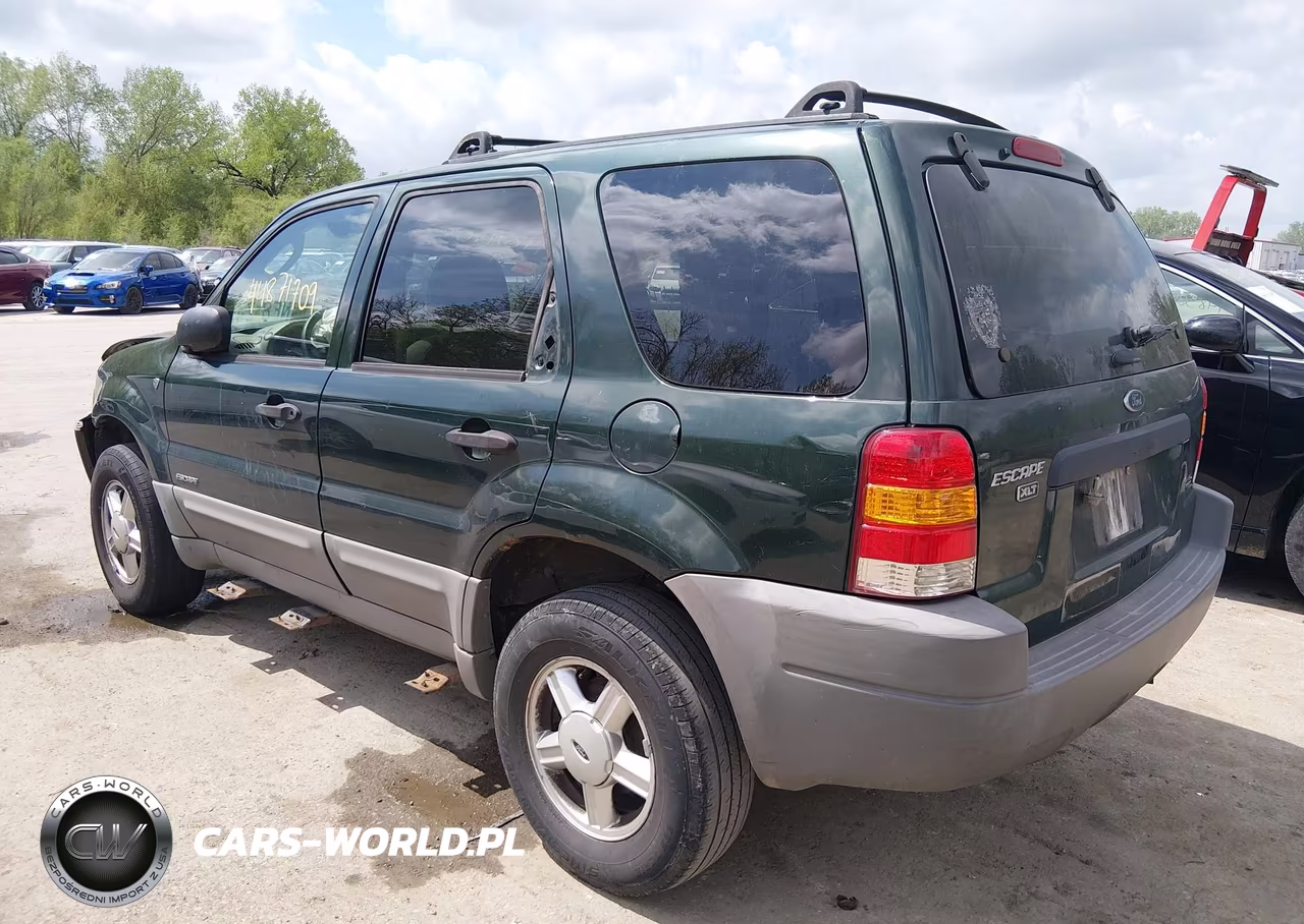 2002 Ford Escape Xlt VIN:1FMYU03112KC15546 - 3