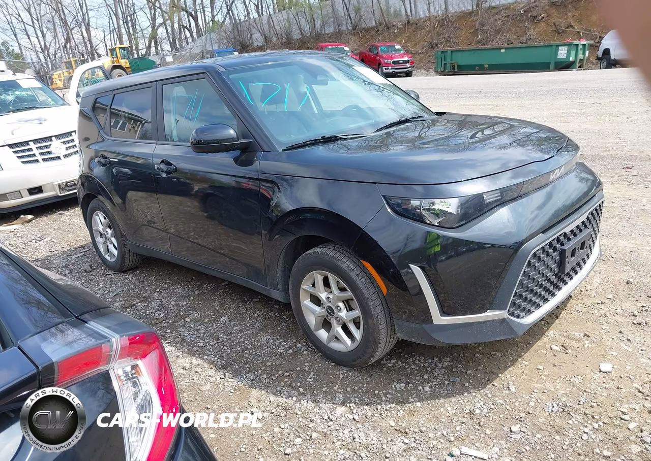 2023 Kia Soul Lx