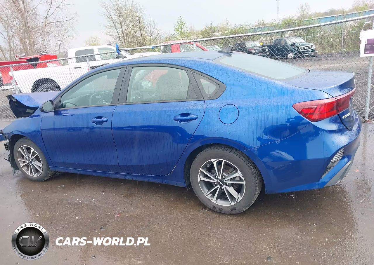 2022 Kia Forte Lxs VIN:3KPF24AD4NE478742 - 15