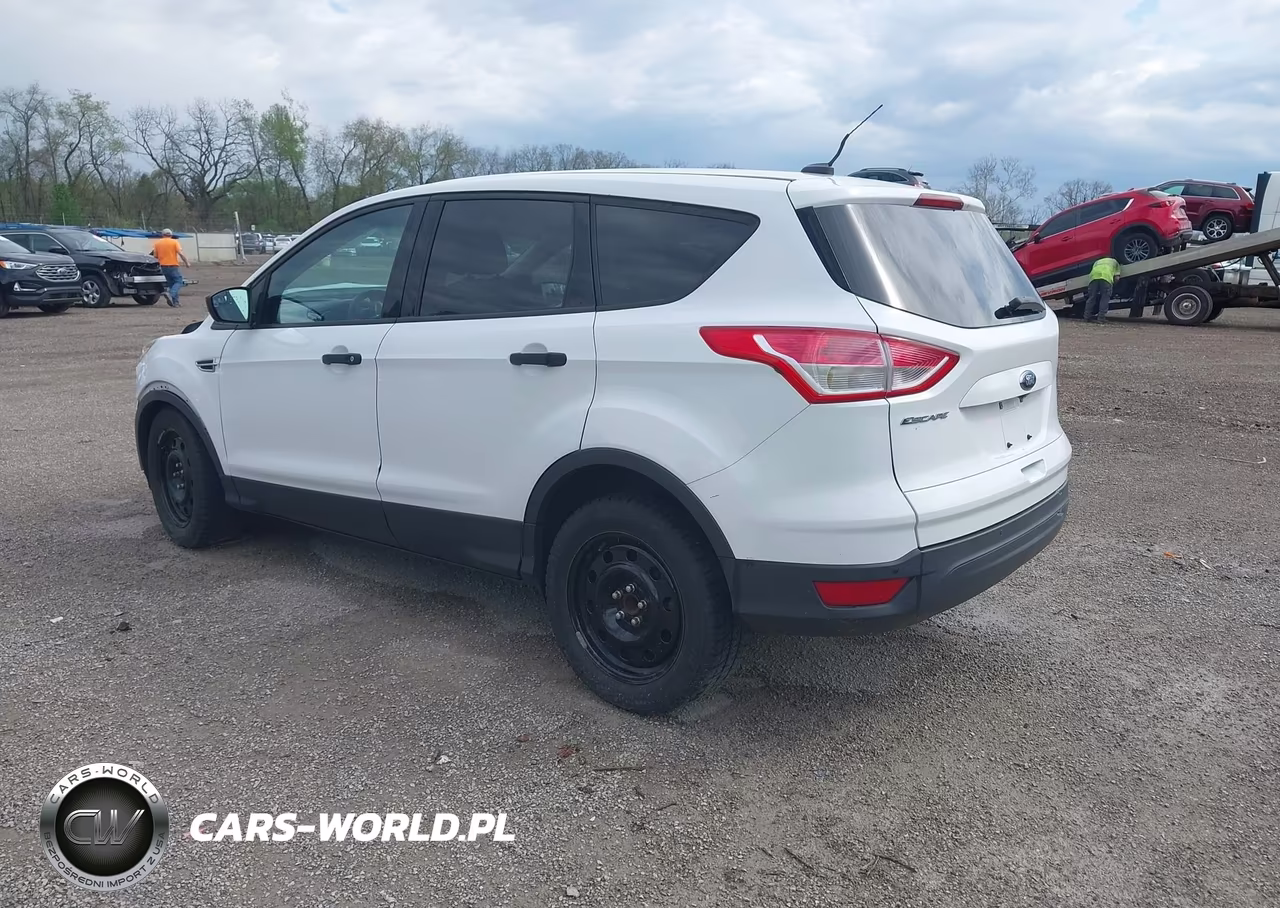 2016 Ford Escape S VIN:1FMCU0F71GUC84050 - 3