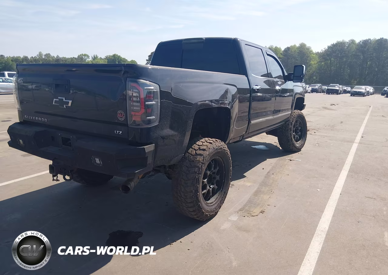 2017 Chevrolet Silverado 2500Hd Ltz VIN:1GC1KWEG2HF113142 - 4
