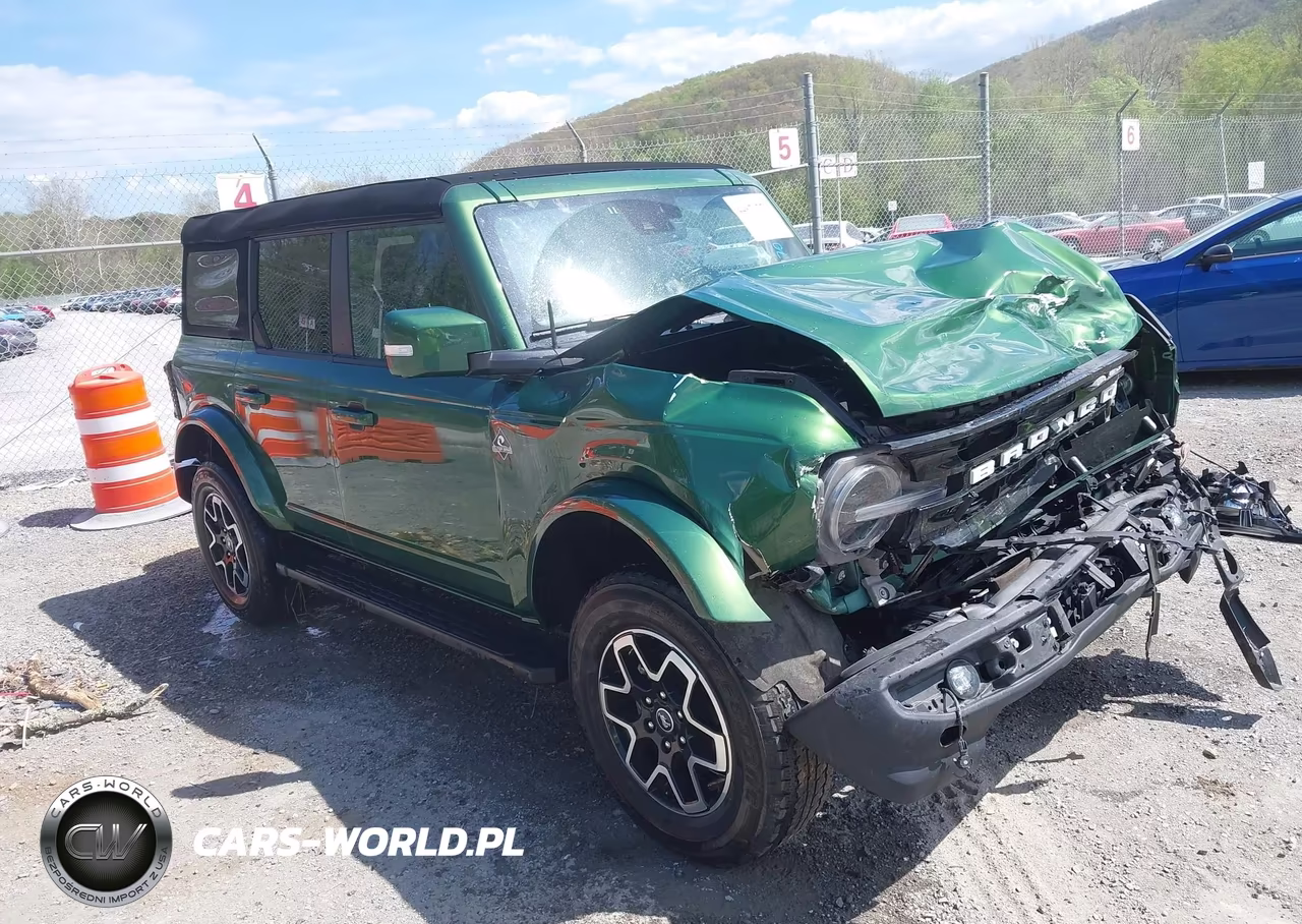 2024 Ford Bronco Outer Banks – zdjęcie 1 z 20