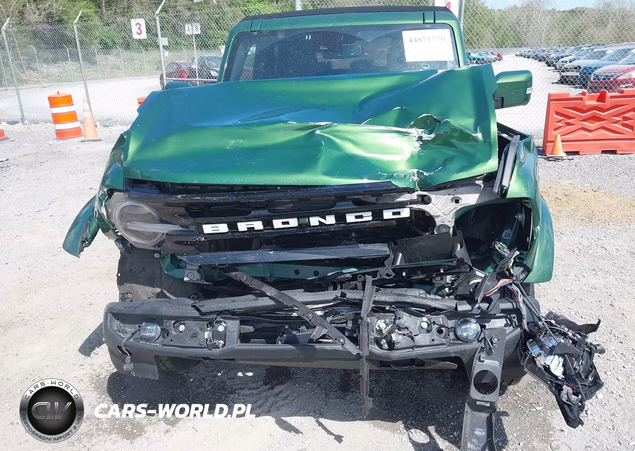 2024 Ford Bronco Outer Banks VIN:1FMEE8BP2RLA47277 - 6