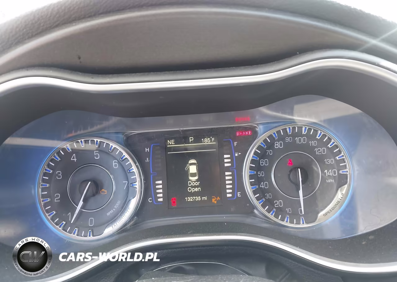 2017 Chrysler 200 Touring VIN:1C3CCCFB2HN501232 - 15