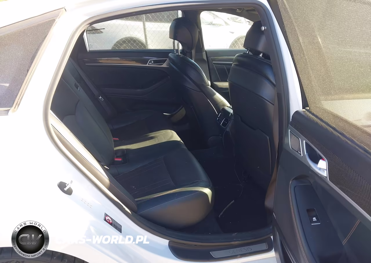 2018 Genesis G80 3.3T Sport VIN:KMHGN4JB2JU282154 - 8